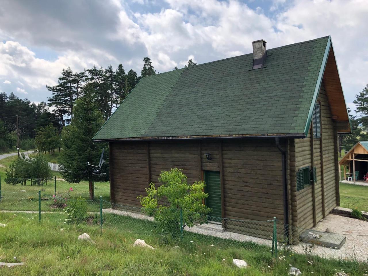 Kuca U Borju - House In Pines Lejlighed Žabljak Eksteriør billede